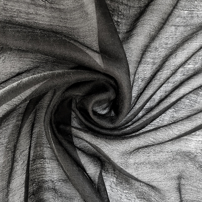 cashmere scarf in black details